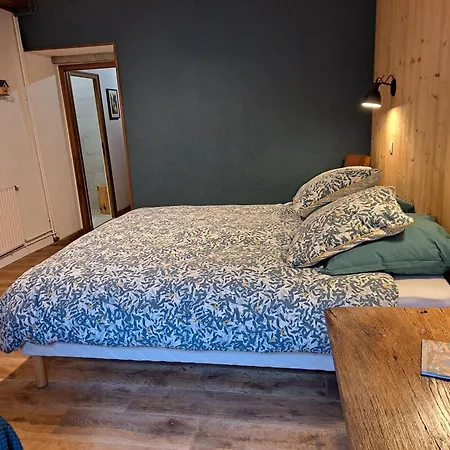 Le Sareymond Bed & Breakfast *