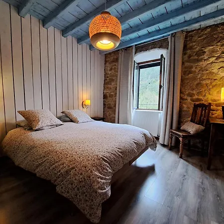 Le Sareymond Bed & Breakfast *