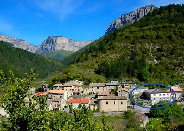 Le Sareymond 3* Menée